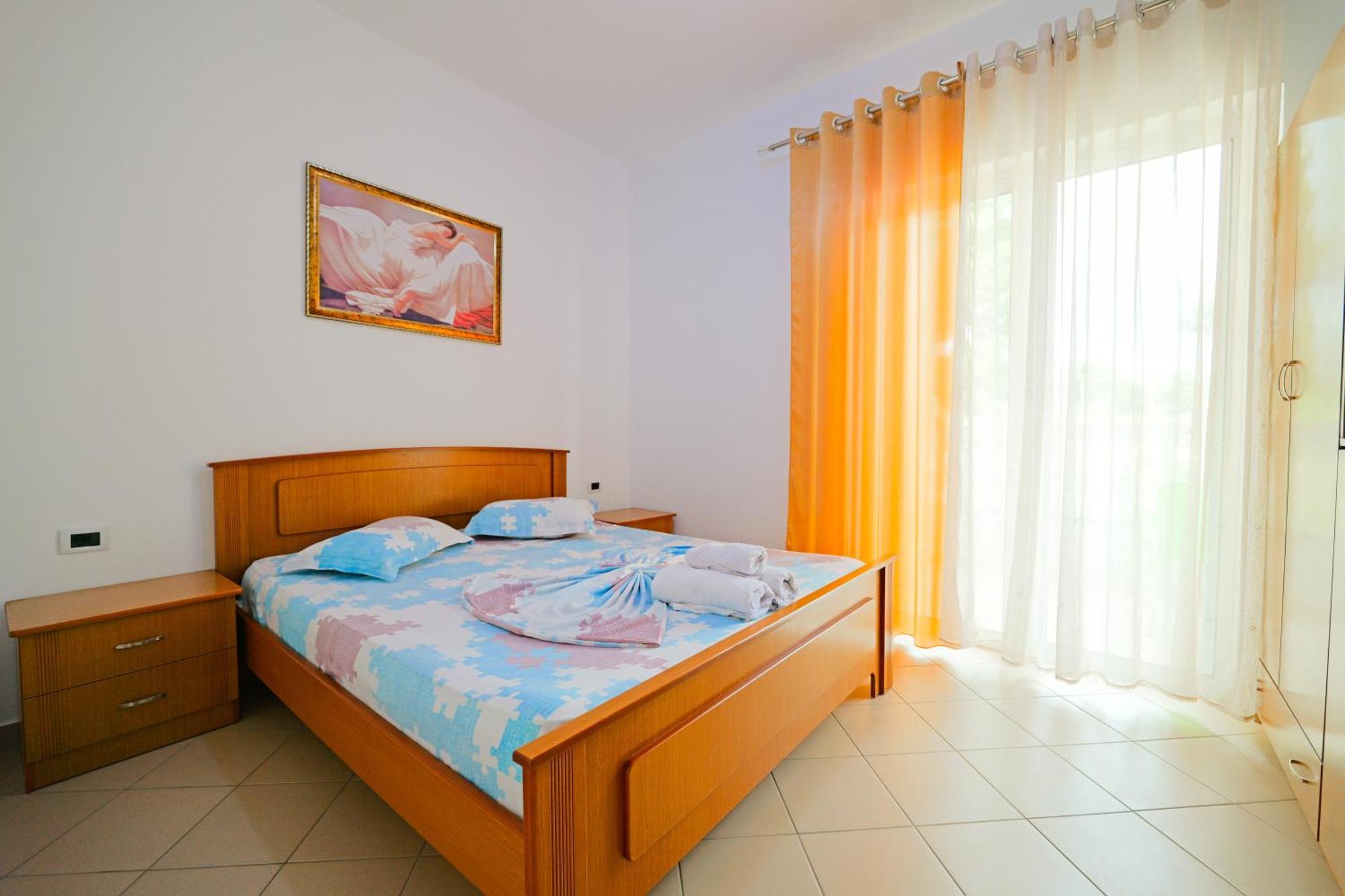 Vila Marina Apartments Sarande Bagian luar foto