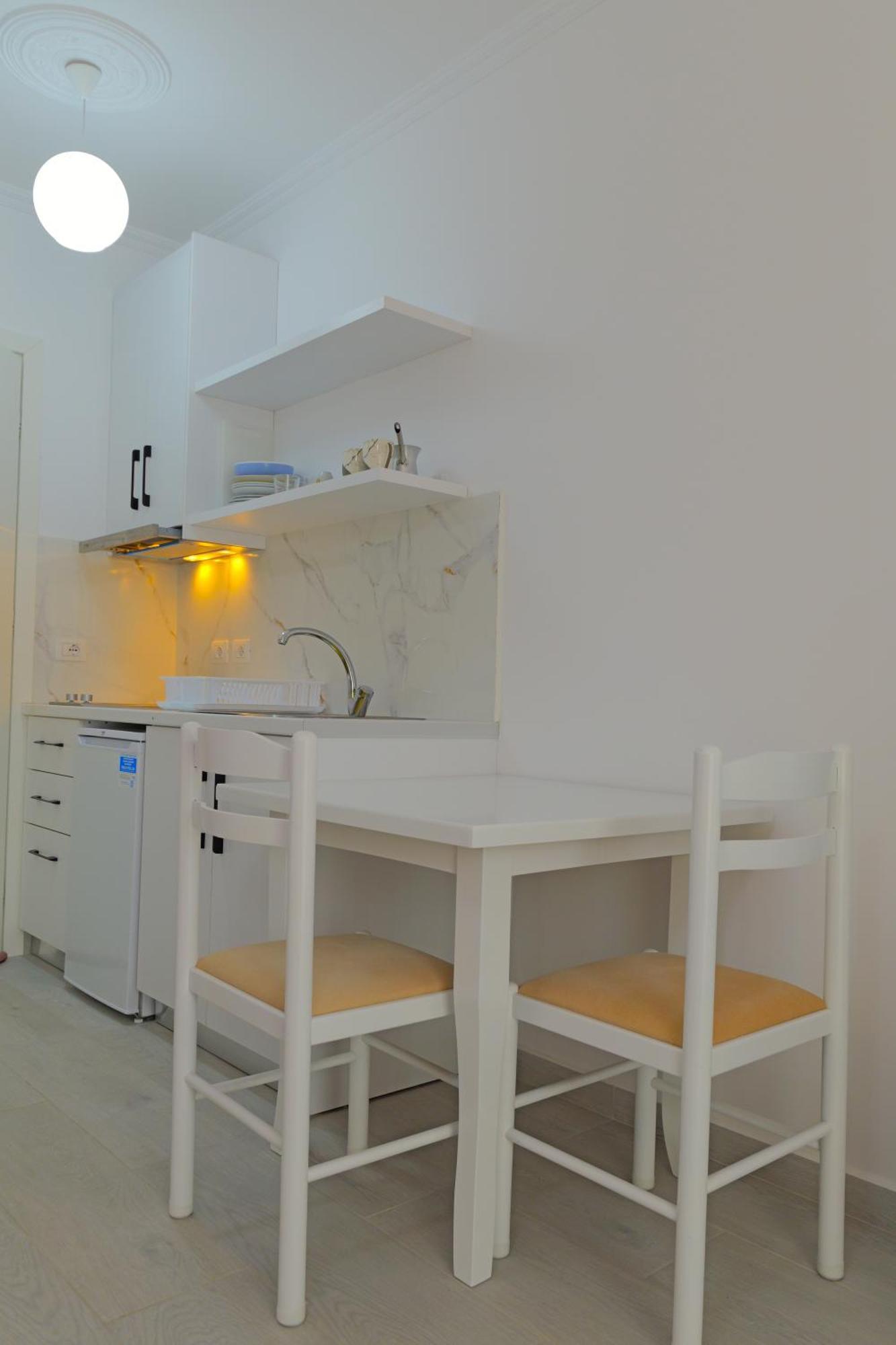 Vila Marina Apartments Sarande Bagian luar foto