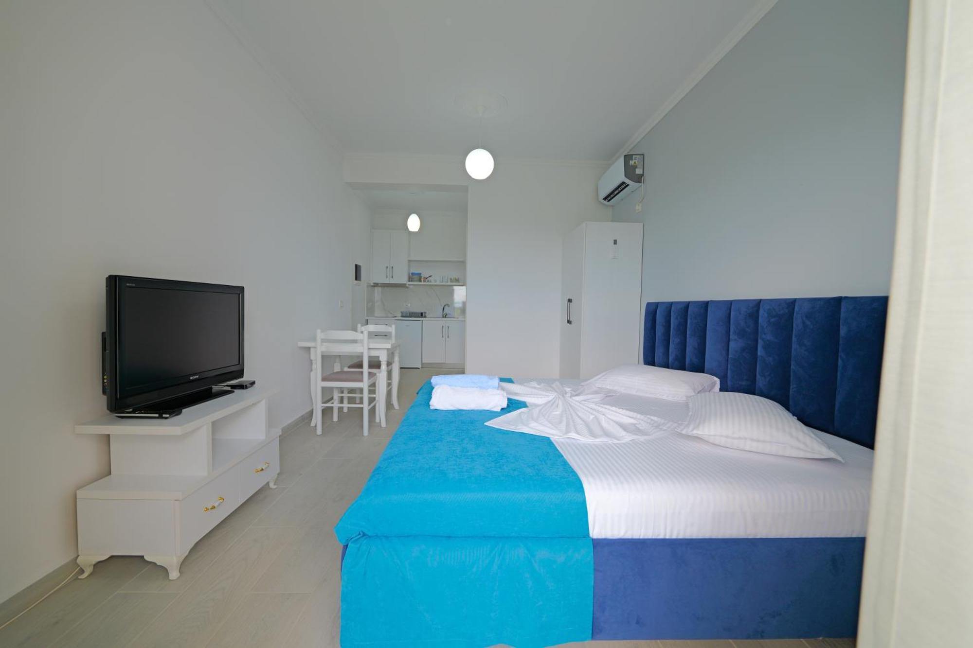 Vila Marina Apartments Sarande Bagian luar foto
