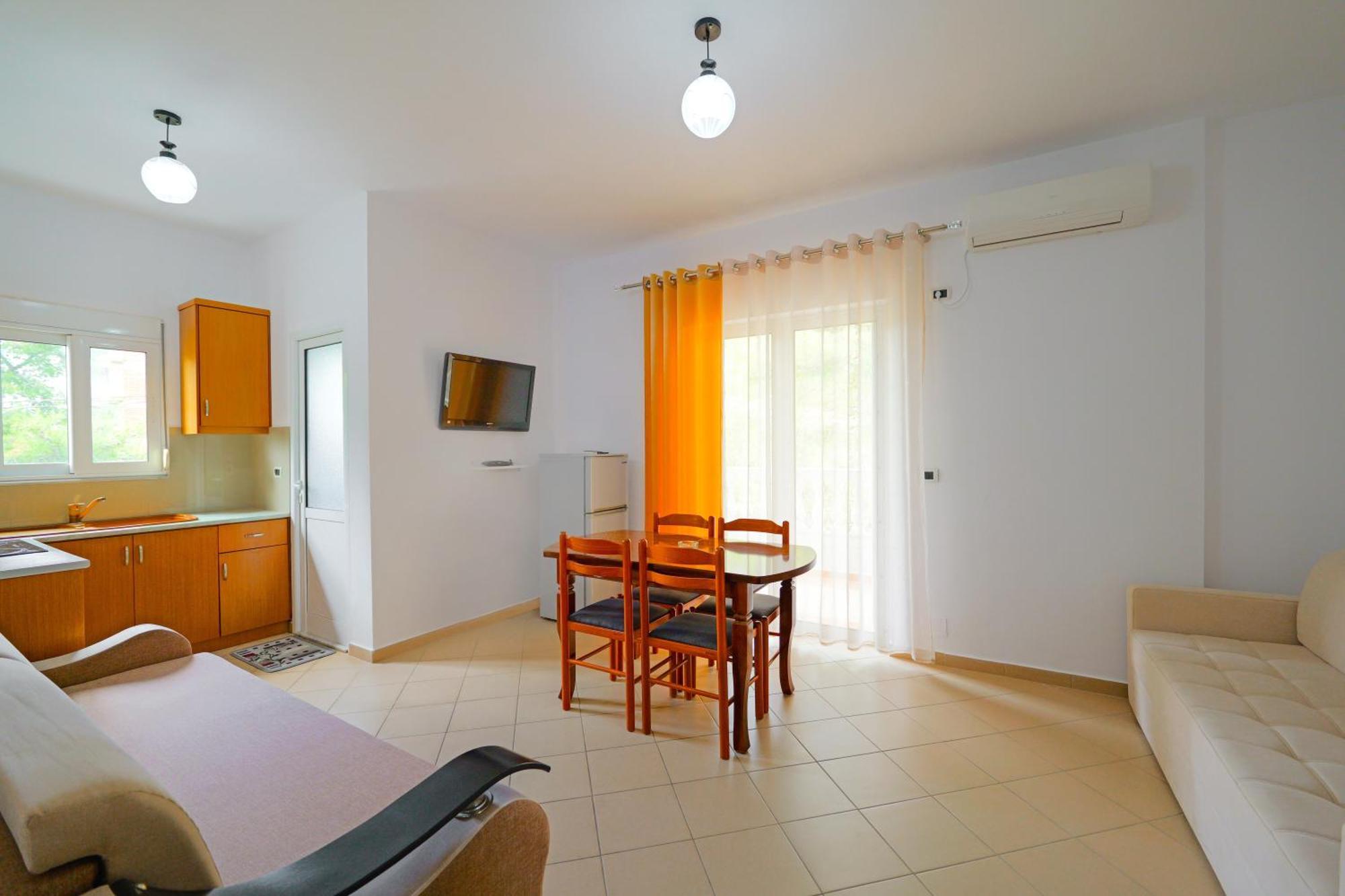 Vila Marina Apartments Sarande Bagian luar foto