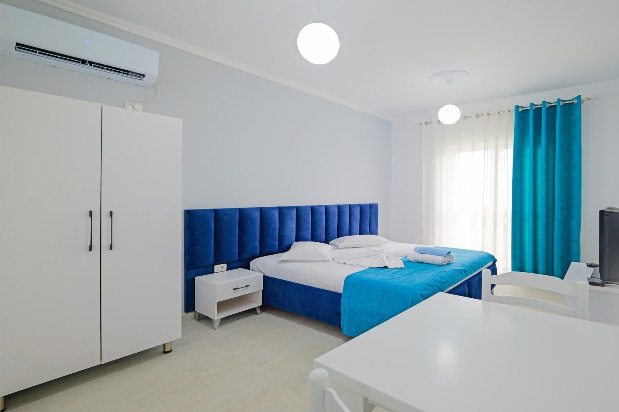 Vila Marina Apartments Sarande Bagian luar foto